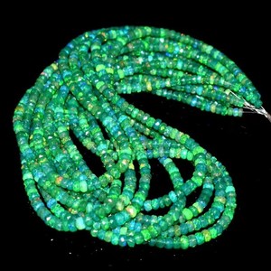Nouveaux arrivages : perles d'opale éthiopienne verte facettées, forme rondelle, Welo Fire, 4-5 mm, perles d'opale en vrac pour la création de bijoux, 16 pouces - Product Image 1