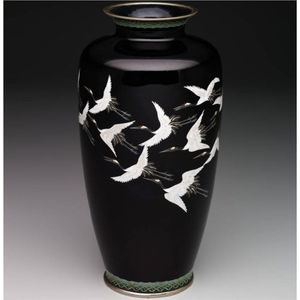 Vase en métal émaillé artisanal, vase de sol de luxe à fleurs de cerisier pour la décoration de la maison, centre de table moderne pour mariage, vase à fleurs en gros - Product Image 5