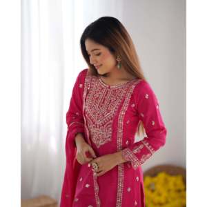 Hermosa ropa de fiesta para mujer Top-Bottom y Dupatta Set - Product Image 3