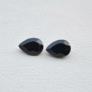 Piedra Preciosa Suelta Personalizada de Ónice Negro Natural de 4 mm, 6 mm, 8 mm, 10 mm, Forma de Pera Facetada, Calidad AAA, Joyería de Ónice de Fabricante de la India - Product Image 1