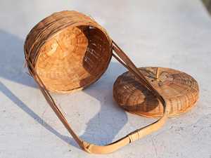Panier suspendu vintage vietnamien tissé à la main avec couvercle et poignée, panier de rangement en bambou tissé, fournisseur et fabricant - Product Image 4