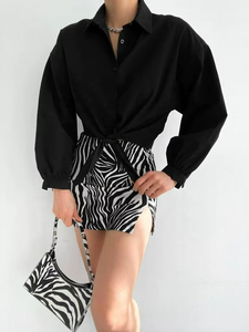 Blusa de Verano para Mujer, de Poliéster Tejido, Manga Corta, Cuello Camisero, Casual, Holgada, con Botones al Frente, Lisa, de Color Sólido - Product Image 2