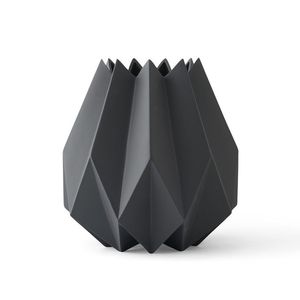 Artistic Metal Flower <b>Vase</b> Creative Design Home Decoration Table Centerpiece <b>Unique</b> Durable Stylish Elegant Gift Item - Product Image 1