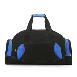 Bolsa Deportiva Unisex Negra de Poliéster, Capacidad de 20-30L, Correa Ajustable, Cierre de Cremallera, Estilo Casual, Asa Suave - Product Image 5