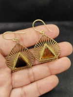 Boucles d'oreilles clous géométriques vintage en laiton plaqué or avec pierre œil de tigre, style rétro, pour femme, idéales pour les fêtes