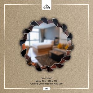 Espejo decorativo moderno diseñado para ser un punto focal llamativo en cualquier espacio de vida contemporáneo. - Product Image 6