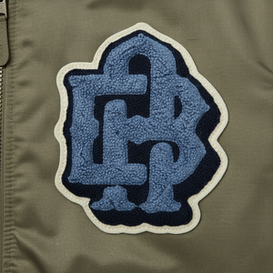 Chaqueta Bomber Verde Oliva para Hombre con Logotipo Bordado Azul, Cierre de Cremallera Frontal, Cuello Camisero, Ropa Casual de Otoño - Product Image 6