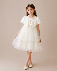 Vestido Formal de Niña con Mangas Abullonadas, Encaje Blanco Bordado, Perlas y Cuello en V, Estilo Mini para Primavera - Product Image 4