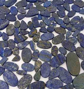 Cabujón de Piedra Preciosa de Lapislázuli Natural en Stock |   Piedra de pirita azul profundo para la fabricación de joyas |   Proveedor Mayorista a Granel en India - Product Image 3