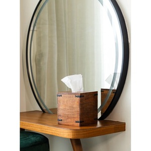 Boîte à mouchoirs carrée en bois de manguier rustique faite à la main avec quincaillerie métallique, style industriel et farmhouse, distributeur de mouchoirs en bois foncé - Product Image 4