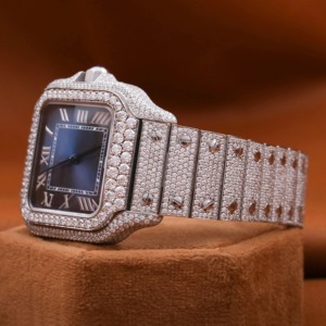 Montre Eclipse VVS Moissanite bicolore or rose entièrement sertie de pierres, boîtier rond, chiffres romains, lunette cannelée, montre de luxe personnalisée haut de gamme - Product Image 2
