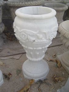 Jardinera Art Deco de Mármol con Diseño de Escultura de Ángel, Florero de Piso para Exteriores - Product Image 2