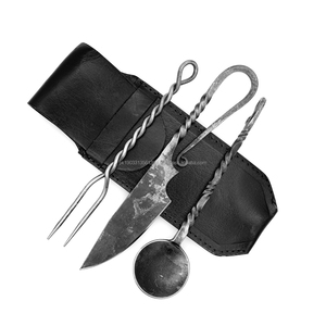 Ensemble de couverts 3 pièces en acier au carbone forgé à la main avec étui en cuir doux couteau de camping ensemble de couteaux médiévaux ensemble de voyage - Product Image 1