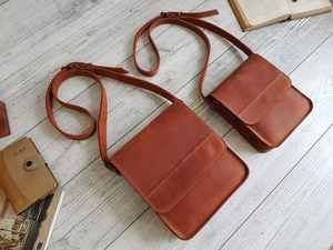 กระเป๋าสตางค์หนังแท้ราคาประหยัด ดีไซน์บางเฉียบสำหรับผู้ชาย มีช่องใส่บัตรหลายช่อง ช่องใส่เงินสด และเหมาะสำหรับใช้ในชีวิตประจำวัน โดย M/S SHAAD HANDICRAFTS - Product Image 3