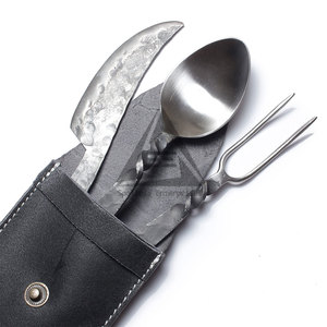 Ensemble de couverts classiques en acier au carbone forgé à la main, de haute qualité, durables, légers et écologiques pour le camping, service OEM - Product Image 3