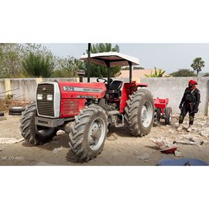 Tracteur moderne Massey Ferguson MF 375 4WD 75 HP avec crochet de remorque pour l'agriculture fabriqué au Pakistan - Product Image 3
