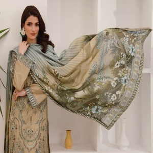 Women's Heavy Embroidered Three-Piece Indian & <b>Pakistani</b> Style Saari Salwar Kameez <b>Dress</b> on Sale for <b>Eid</b> Celebrations! - Product Image 5