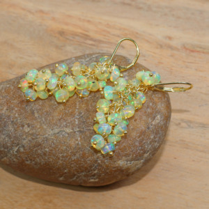 Pendientes de alta calidad con cuentas de colores, pendientes llamativos con cuentas, pendientes artesanales con cuentas. - Product Image 3