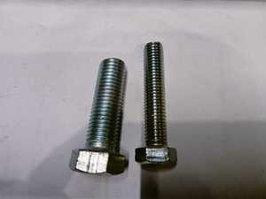 สกรูหัวหกเหลี่ยมแรงดึงสูงและน็อต เกรด 8.8 (DIN 933) - Product Image 6