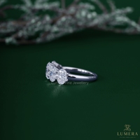 Bague d'éternité de luxe 2,65 carats en or plaqué 14 carats avec diamant de laboratoire taille ovale élégante et cinq pierres, certifiée IGI, assortie à la bague de mariage nuptiale