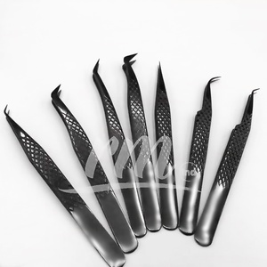 Pince à épiler en acier inoxydable pointue de haute qualité, revêtement plasma noir, pour extensions de cils – Meilleure vente RMI - Product Image 5