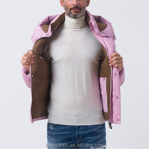 Chaqueta Acolchada Rosa de Alta Calidad con Capucha y Cuello Alto, Cierre de Botones, Resistente al Viento, Abrigo de Invierno, Corte Regular, Estilo Casual, Unisex - Product Image 5
