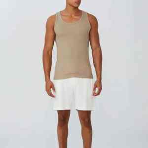 Camiseta sin mangas de hip hop para hombre, diseño personalizado ODM, estilo urbano, camisa sin mangas de algodón suave y poliéster, ropa de gimnasio elegante, chaleco de verano - Product Image 4