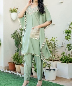 2026 Gran Venta Hermoso Traje Kaftan de Dubái para Mujer, Kaftan Hecho a Mano, Ropa Islámica Tradicional y Accesorios Diseñados para Musulmanas - Product Image 5