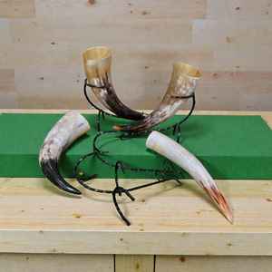 Corne à boire viking de luxe, finition artisanale haut de gamme, avec support métallique, en corne naturelle polie, capacité 500 ml, anti-fuite, la meilleure - Product Image 3