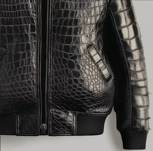 Veste en cuir véritable épaisse, faite à la main, de style streetwear, pour un usage quotidien, veste de moto, vêtement d'extérieur haut de gamme - Product Image 2