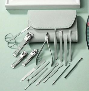 Kit de coupe-ongles professionnel en acier inoxydable 16 pièces, ensemble de manucure et pédicure avec étui, ciseaux de toilettage complets, utilisation DIY pour adolescents - Product Image 6