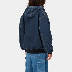 Sudadera con capucha de mezclilla premium personalizada, de peso pesado, con efecto desgastado, con cremallera, estilo oversize, moda urbana. - Product Image 2