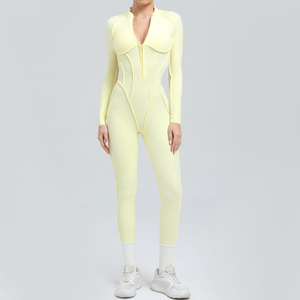 Ensemble de yoga personnalisé de haute qualité pour femme – Motif uni, respirant, léger, séchage rapide, écologique, taille mi-haute élastique, pour activités sportives - Product Image 4