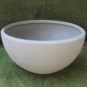 KNT Creations – Pot suspendu en fibre de verre léger et durable, design classique et moderne, texture lisse, pour intérieur et extérieur - Product Image 1