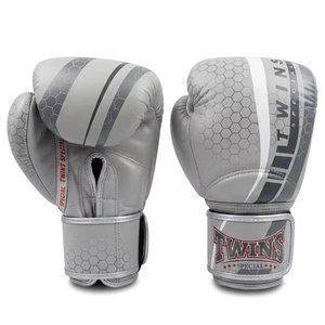 นวมชกมวยหนังวัวแท้สำหรับฝึกซ้อมมวยไทย MMA พร้อมปักโลโก้ตามสั่ง นวมต่อสู้ระดับมืออาชีพ - Product Image 5