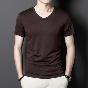Camiseta de manga corta para hombre, de algodón modal y seda helada, con diseño de logotipo personalizado OEM bordado e impreso, de color sólido, cuello en V, de alta gama, para verano. - Product Image 5