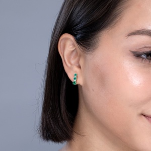 Natural Emerald Diamond Three Stone Stud <b>Earrings</b> Round Emerald <b>Fine</b> Jewelry 14Kt Solid Gold Gift for Women OEM ODM Jewelry - Product Image 3