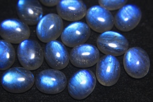 Natural Labradorite Oval Cut Gemstone Polished for Jewelry Making Super Fine Quality Color Play Available All Calibrated Sizes - Product Image 3