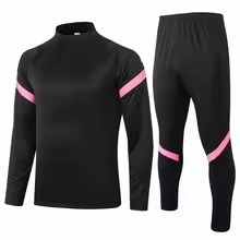 Conjunto de Uniforme de Fútbol Personalizado Unisex, Negro, con Estampado Sublimado, Cuello Redondo, Sin Mangas, Absorbente de Humedad, Regular, Duradero, 100% Poliéster - Product Image 5