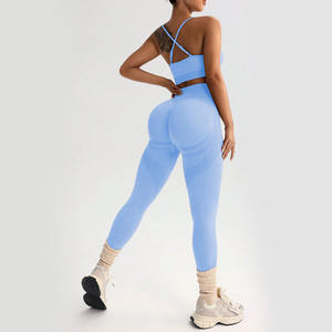 Conjunto de yoga sexy de 2 piezas para mujer, ligero, transpirable, a prueba de golpes, sujetador deportivo con espalda cruzada, cintura alta, efecto levantacola, parte delantera sólida - Product Image 6