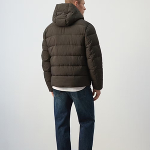 Veste matelassée imperméable à capuche légère et respirante pour l'hiver, veste matelassée pour homme en polyester rembourrée, fabriquée sur mesure - Product Image 3