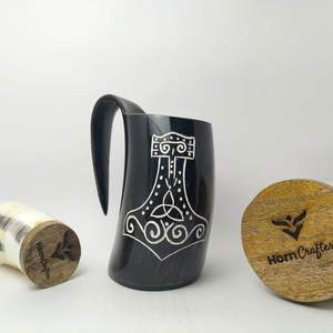 Mug en corne de bœuf de haute qualité avec base en bois, fabriqué sur mesure, mug en corne de Viking pour boire, sans danger pour les aliments, aux prix les plus bas - Product Image 2