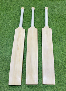 Bate de críquet de grado A de sauce inglés seleccionado, bate de pelota dura premium con funda, bate profesional hecho a mano para partidos. - Product Image 3