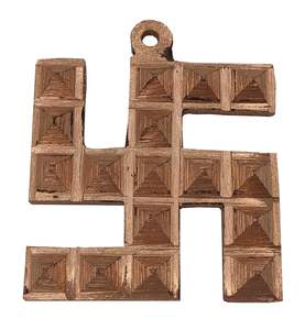 พีระมิดทองแดงรูปสวาสติก ป้องกันพลังลบ วัสดุวัสดุมงคลสำหรับประตูทางเข้าบ้าน/สำนักงาน แก้ไขตำแหน่งห้องครัวที่ผิดพลาด เพิ่มพลังบวก - Product Image 1