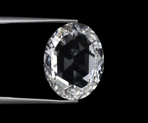 Anillo de Compromiso y Boda con Diamante Cultivado en Laboratorio de Corte Oval Rosa de 4.00 CT, Color D, Perforado con Láser, Certificado IGI, OM2944 OM GEMS, Hecho en India - Product Image 1