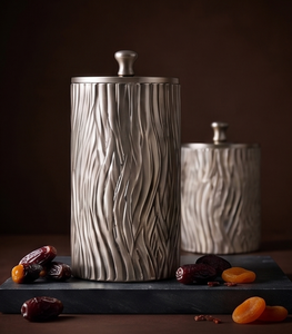 Ensemble de boîtes de rangement verticales personnalisées en métal argenté à grain de bois avec couvercle à bouton pour fruits secs et dates - Product Image 5