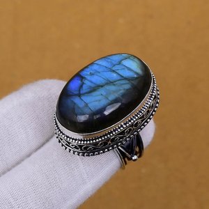 Anillo de Labradorita Azul Fuego Hecho a Mano en Plata de Ley 925, Joyería Bohemia Vintage para Mujer, Venta al Por Mayor - Product Image 3
