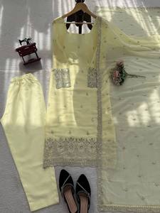 Salwar Kameez de Línea A para Dama de Tela Césped Suizo Satén Floral Estilo Indio Pakistaní para Boda y Fiesta Vestido de Noche Floral - Product Image 3