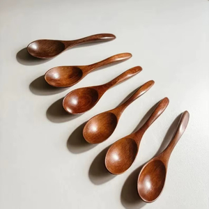 Cuillère spatule en bois naturel de designer, modèle Draw Tree, ustensile de cuisine artisanal, meilleure vente - Product Image 1