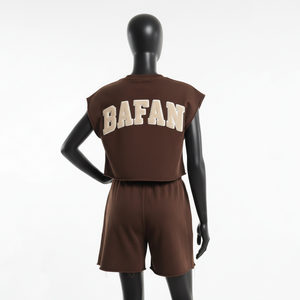 Ensemble haut court sans manches et short pour femme 100% coton, coton molletonné de qualité supérieure, broderie appliquée marron, logo personnalisé - Product Image 2